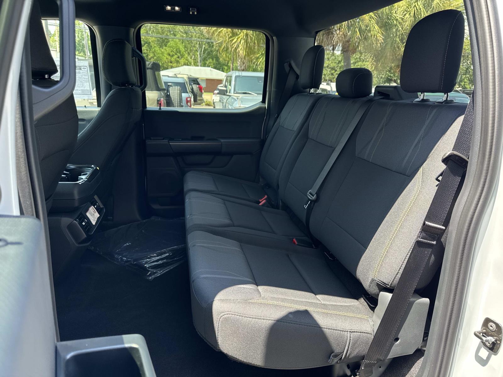 2025 Ford F-150 STX photo 4