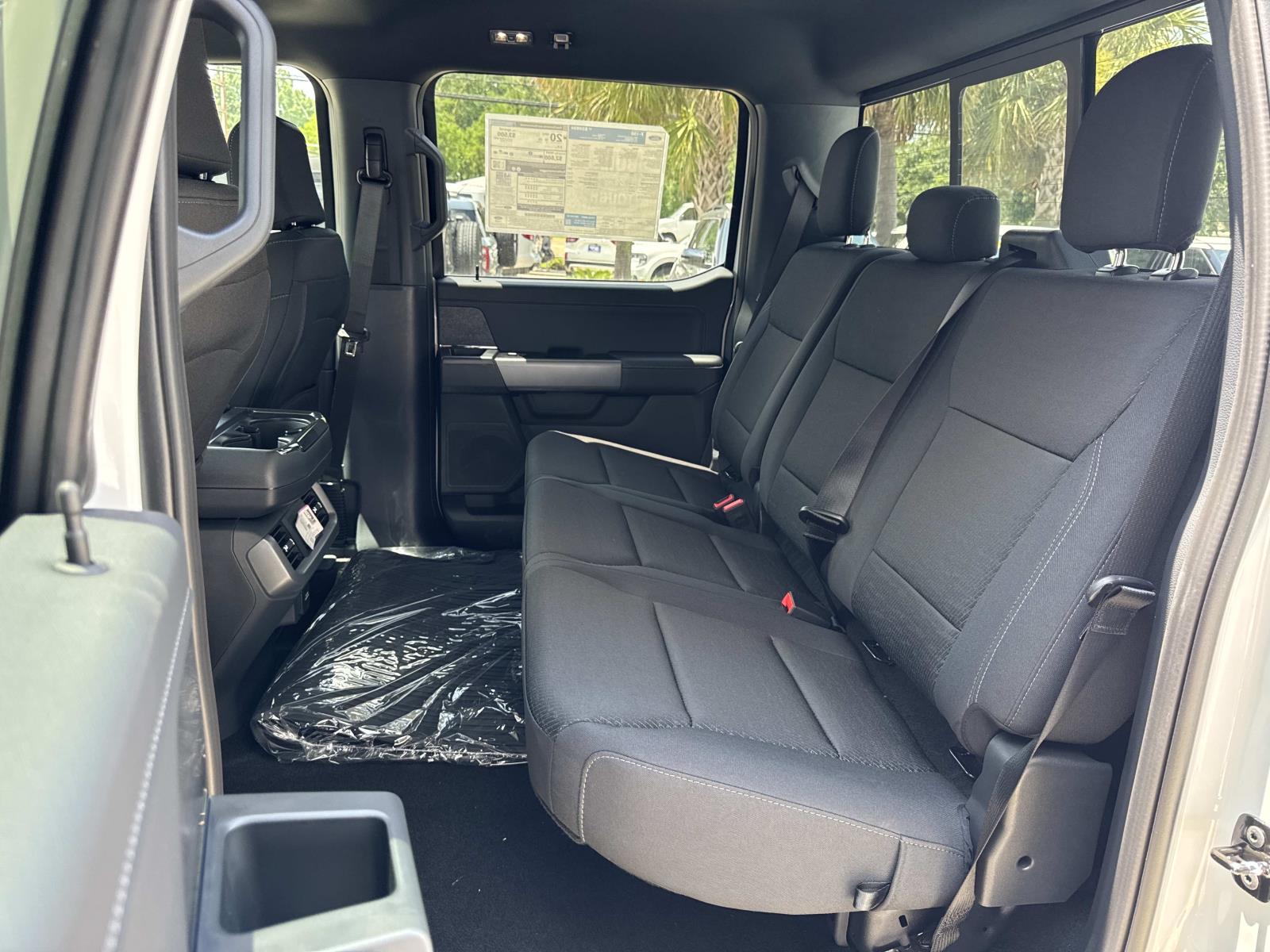 2025 Ford F-150 XLT photo 4