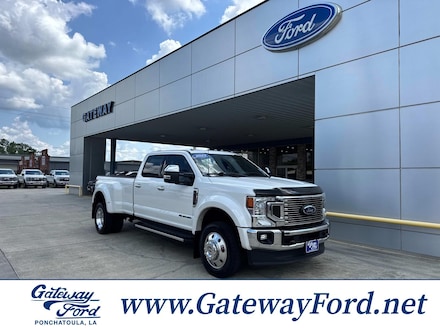 2022 Ford Super Duty F-450 DRW LARIAT 2WD Crew Cab 8 Box Crew Cab Pickup