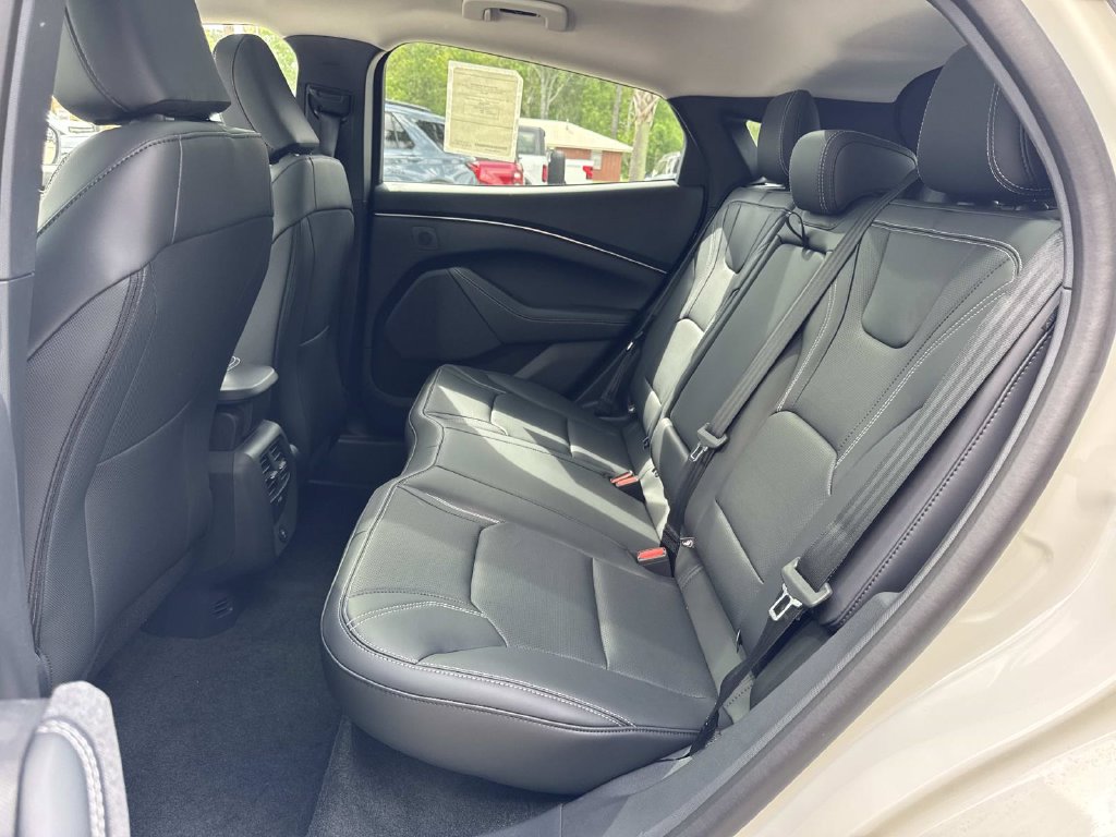 2026 Ford Mustang Mach-E Premium - Photo 4