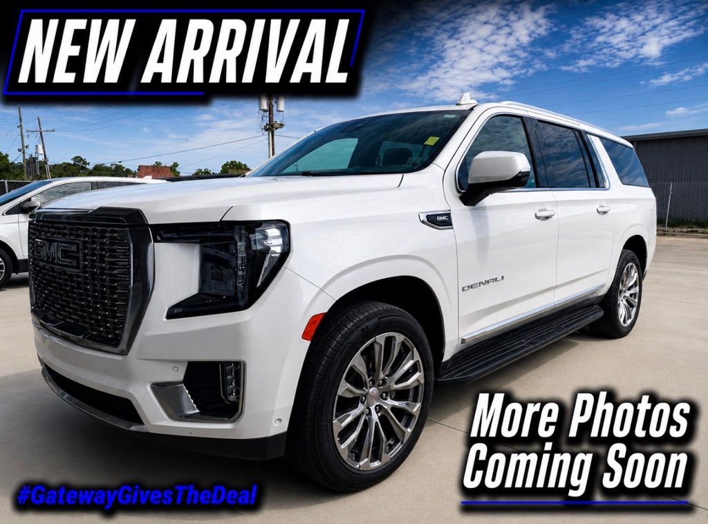 2023 GMC Yukon Denali 2WD's photo