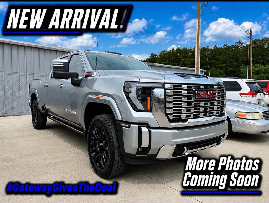 2026 GMC Sierra 4WD Crew Cab Standard Box Denali's photo