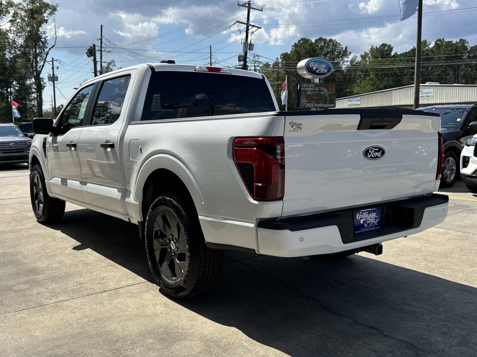 2025 Ford F-150 STX photo 3