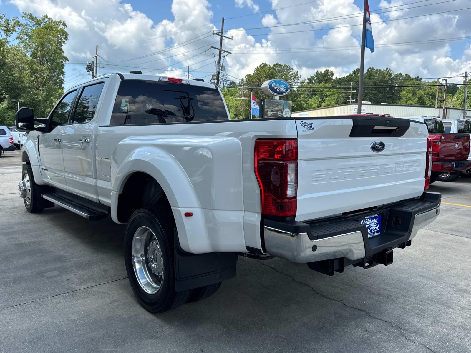 2022 Ford F-450 Lariat photo 4