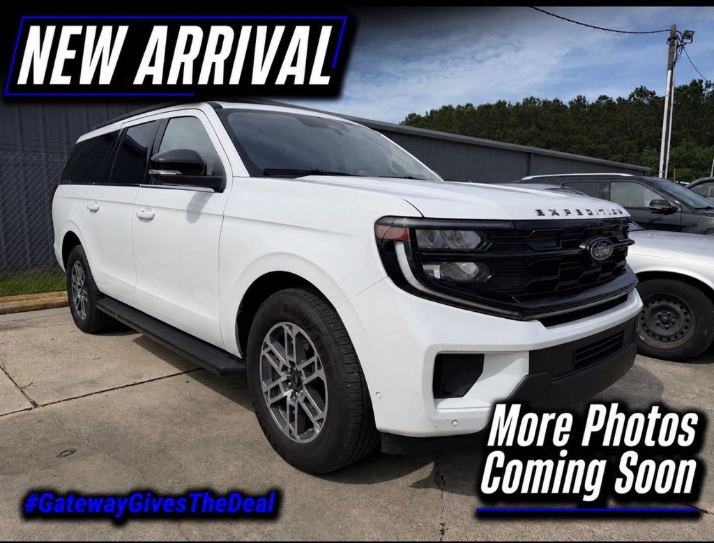 2025 Ford Expedition's photo