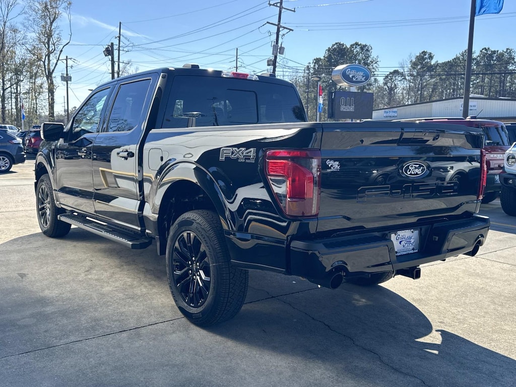 New 2026 Ford F-150 XLT Crew Cab Pickup