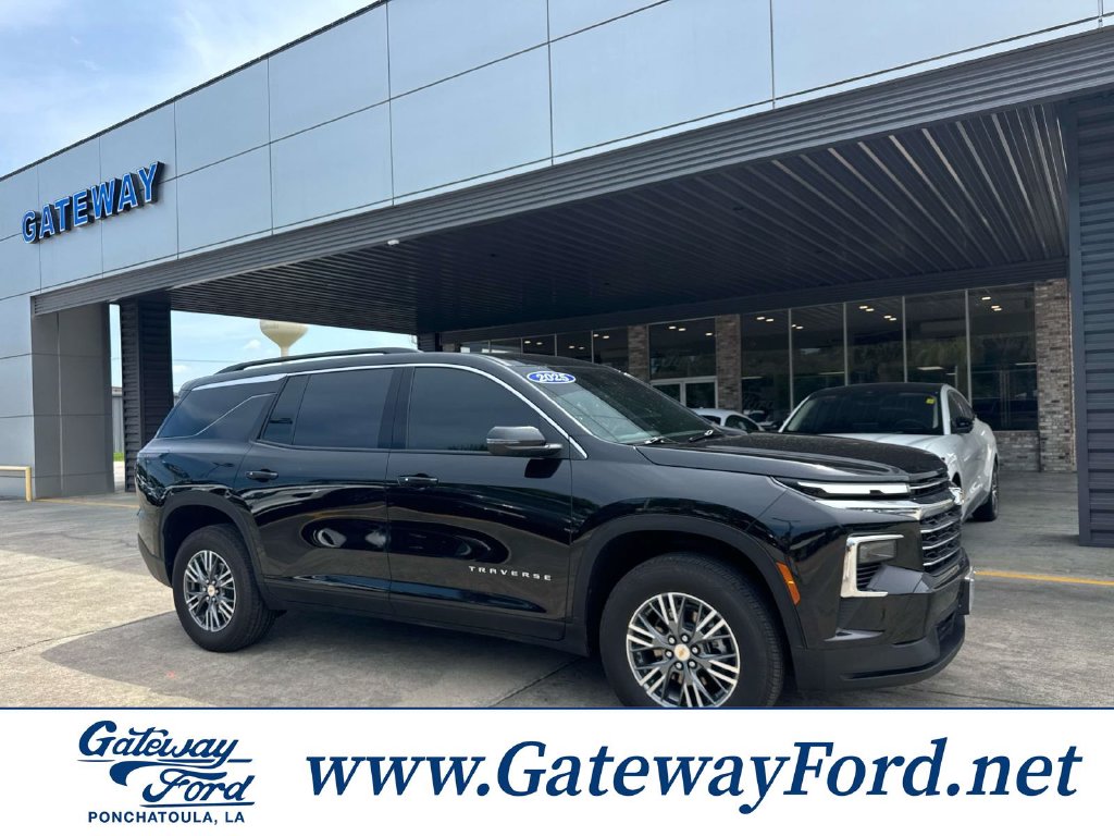 2025 Chevrolet Traverse LT SUV