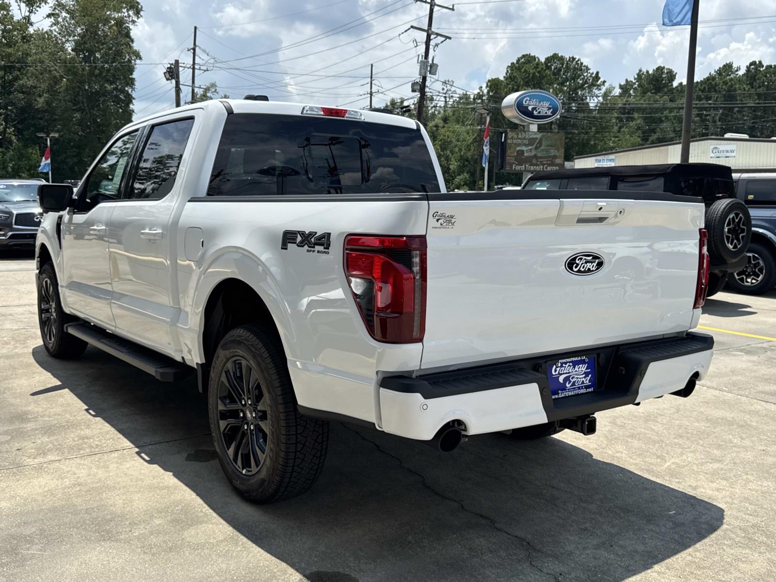 2025 Ford F-150 XLT photo 3