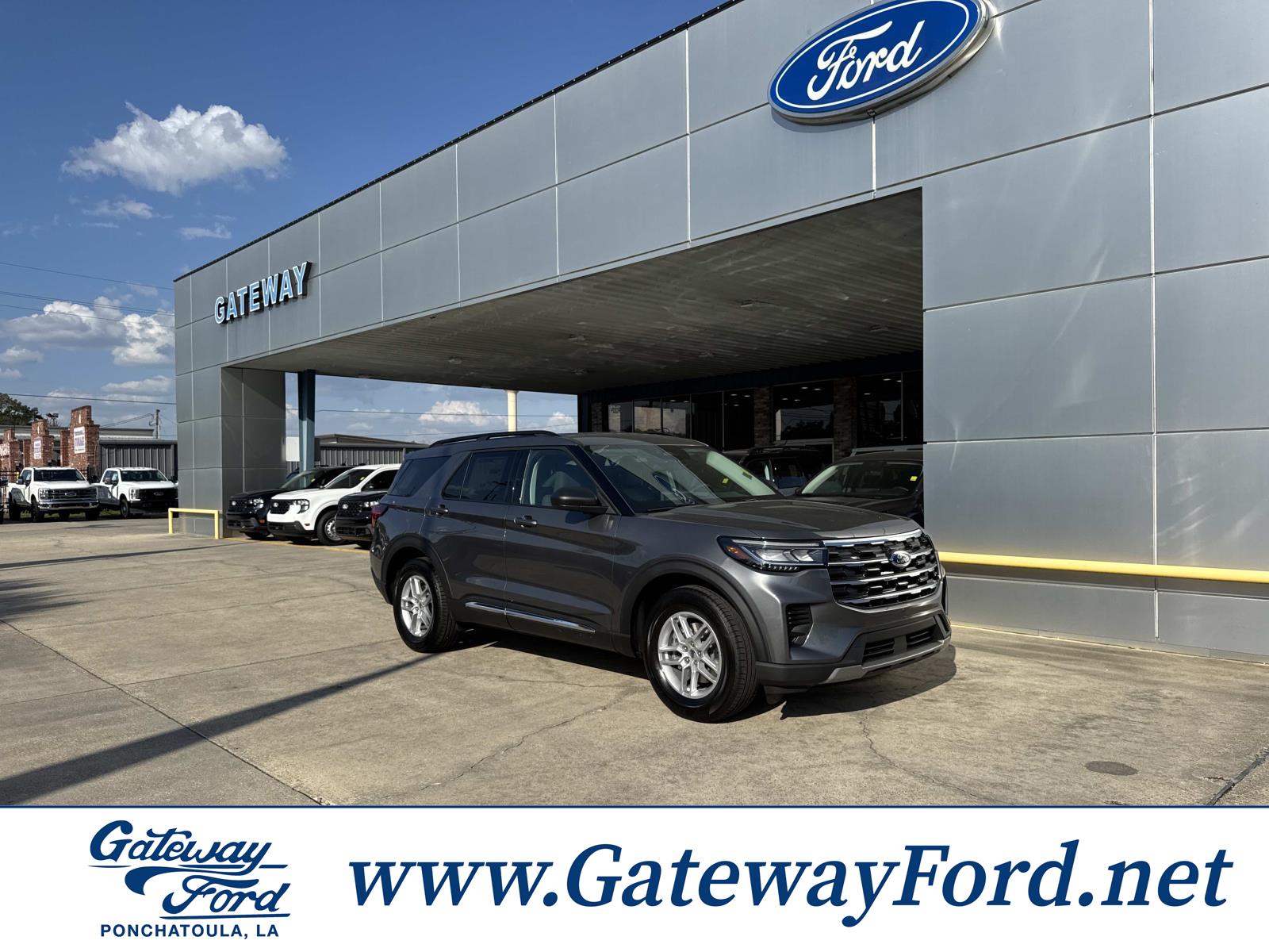 2025 Ford Explorer Active's photo