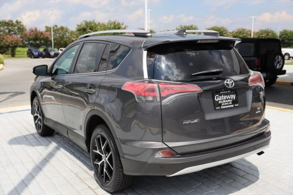 Used 2016 Toyota RAV4 SE SUV
