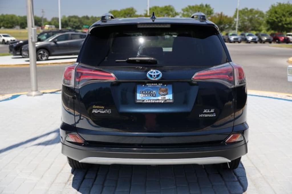 Used 2017 Toyota RAV4 Hybrid XLE SUV