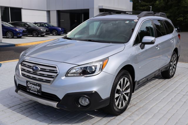  2016 Subaru Outback 3.6R Limited   