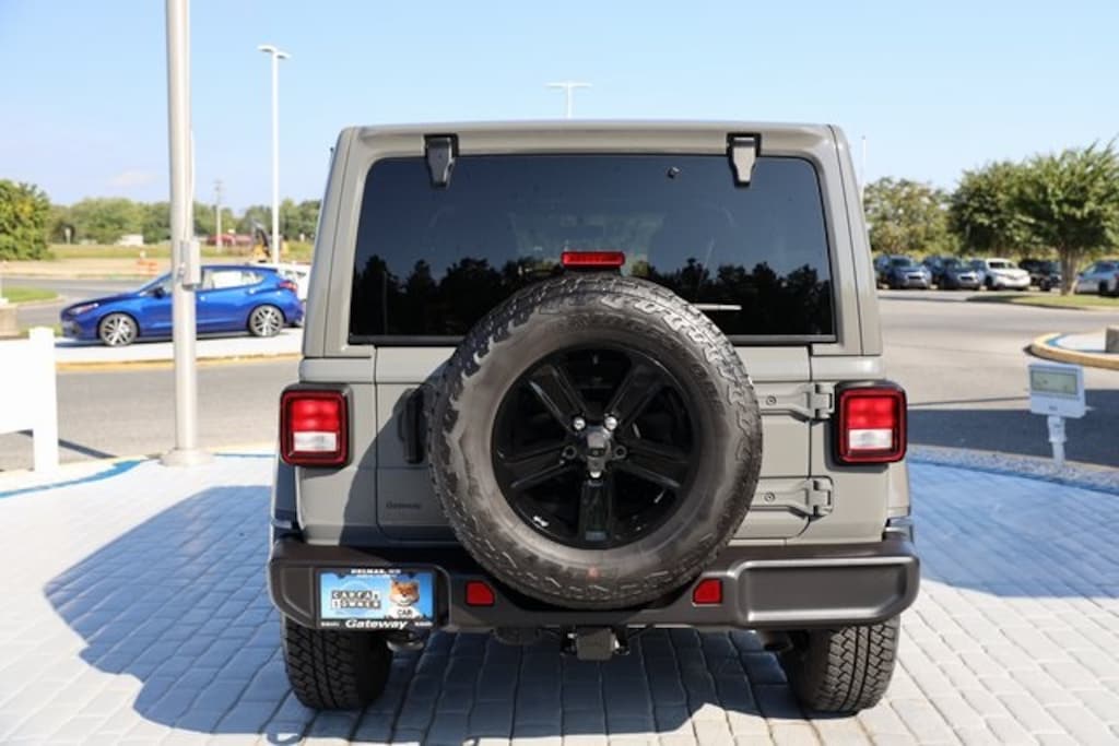 Used 2023 Jeep Wrangler Altitude SUV