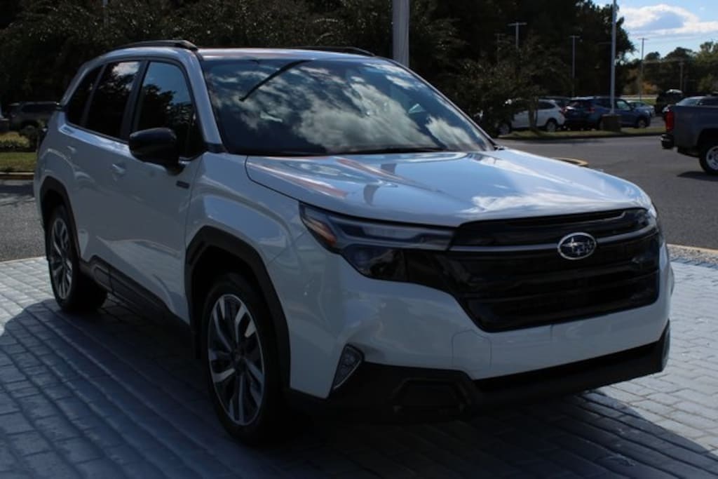 New 2025 Subaru Forester Hybrid Touring SUV