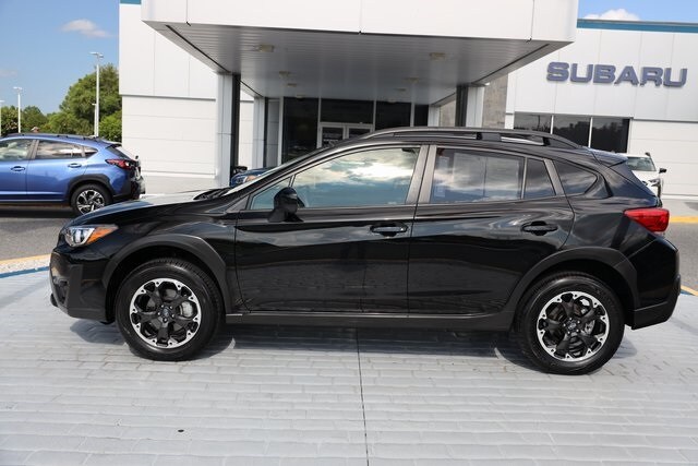 2023 Subaru Crosstrek Premium photo 2