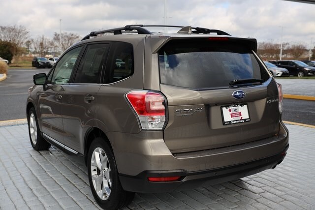 2018 Subaru Forester 2.5i Touring photo 3