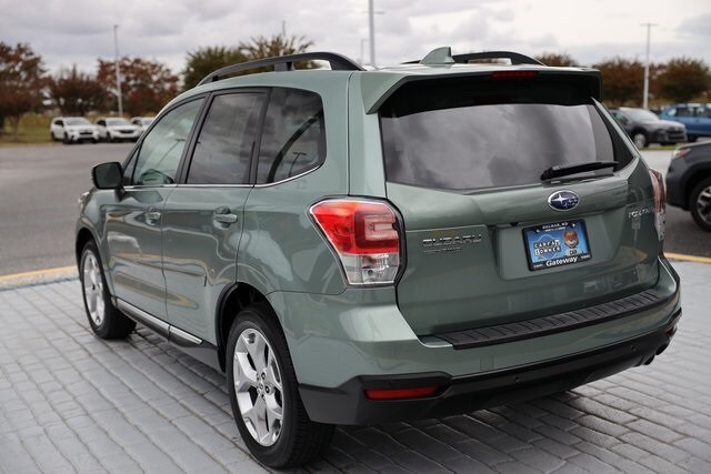 2018 Subaru Forester 2.5i Touring photo 3