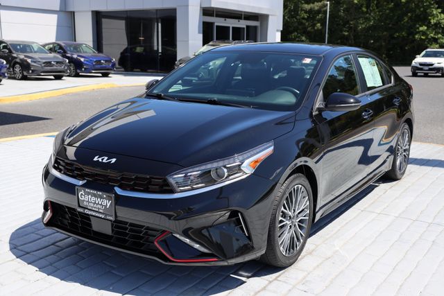 2023 Kia Forte GT-Line AT's photo