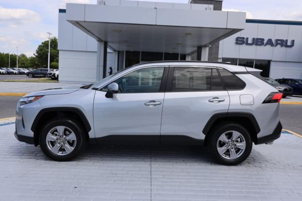 Used 2024 Toyota RAV4 Hybrid XLE SUV