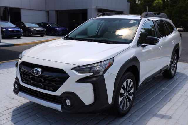 2024 Subaru Outback Limited's photo