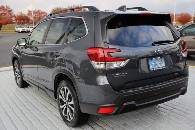 2020 Subaru Forester Limited photo 2