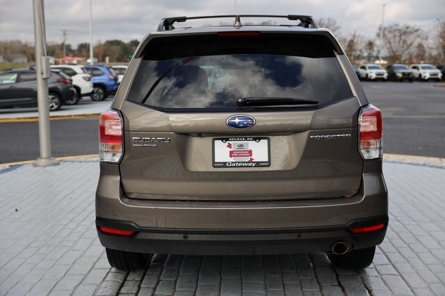 2018 Subaru Forester 2.5i Touring photo 4