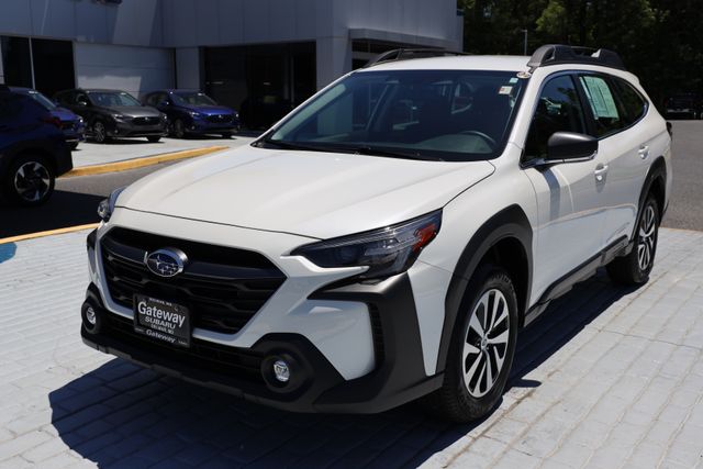 2025 Subaru Outback -'s photo