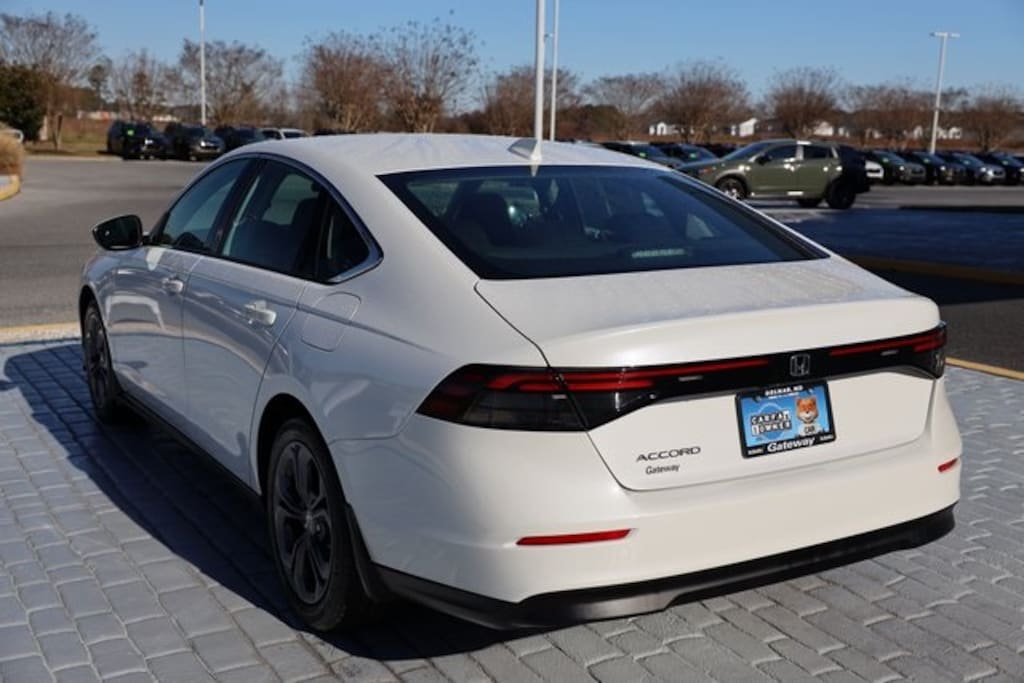 Used 2023 Honda Accord EX Sedan