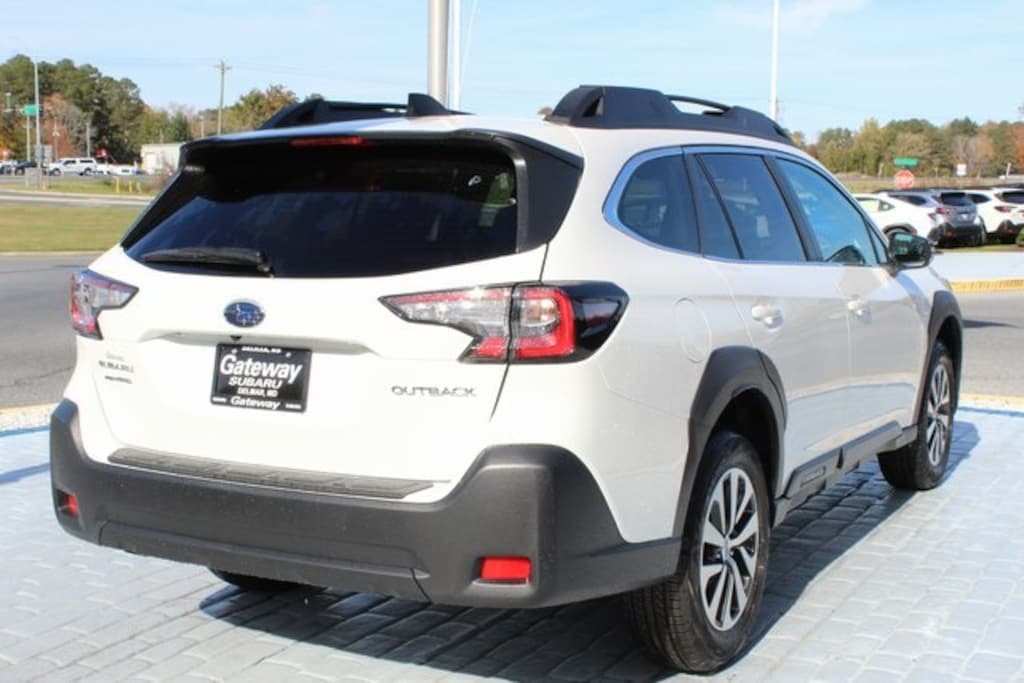 New 2025 Subaru Outback Premium SUV