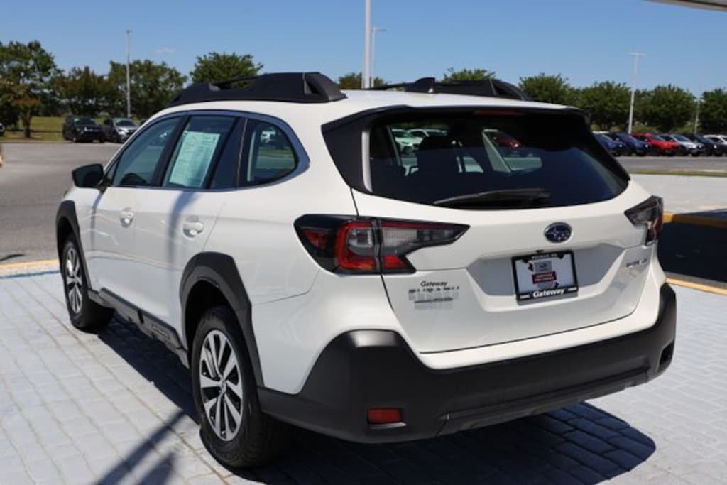 Certified 2025 Subaru Outback 2.5i SUV