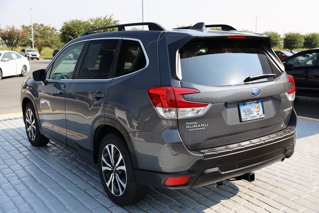 2020 Subaru Forester Limited photo 2