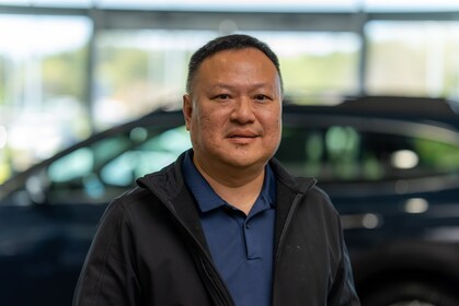 Staff member Brian Kang from 86b8033772d8