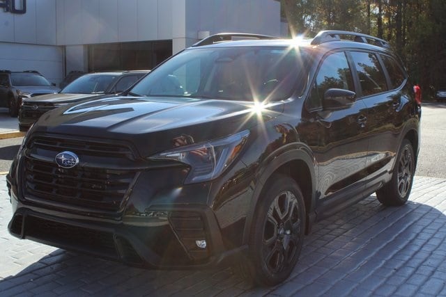 2025 Subaru Ascent Onyx Edition-Touring's photo