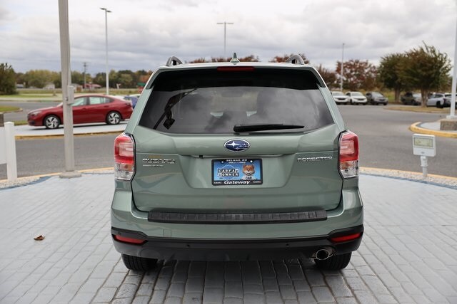 2018 Subaru Forester 2.5i Touring photo 4