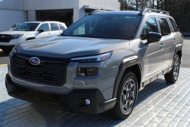 2026 Subaru Outback Premium's photo