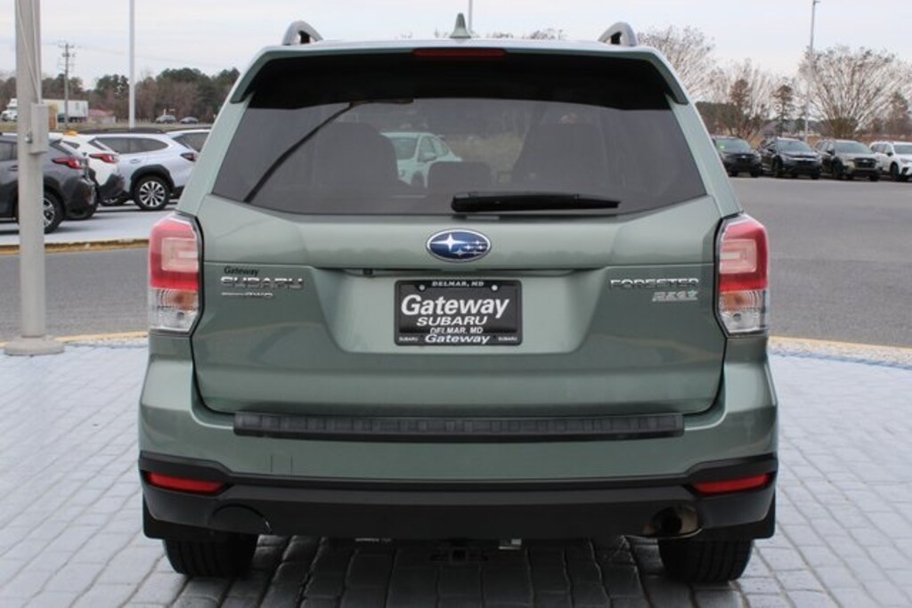 Used 2017 Subaru Forester 2.5i Premium SUV