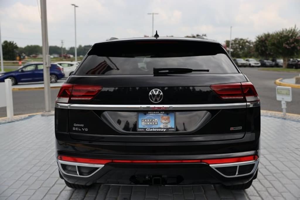 Used 2022 Volkswagen Atlas Cross Sport 3.6L V6 SEL Premium R-Line SUV