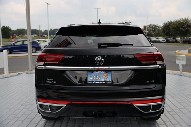 2022 Volkswagen Atlas Cross Sport V6 SEL Premium R-Line photo 4