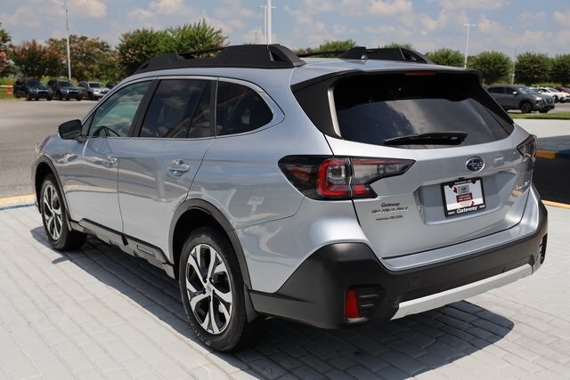 2021 Subaru Outback Limited photo 3