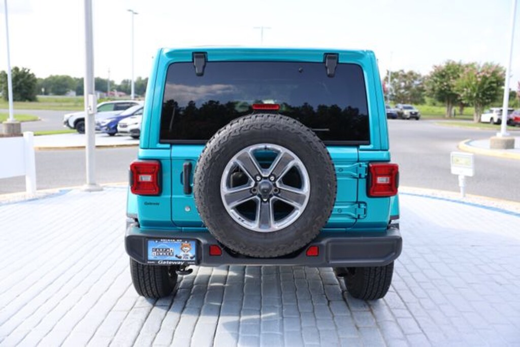 Used 2020 Jeep Wrangler Unlimited Sahara SUV