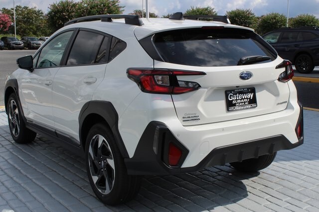 2025 Subaru Crosstrek Limited photo 2