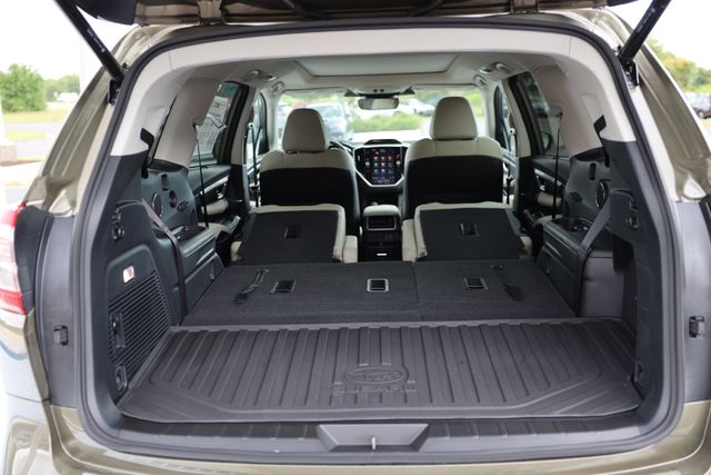 2026 Subaru Ascent Limited - Photo 11