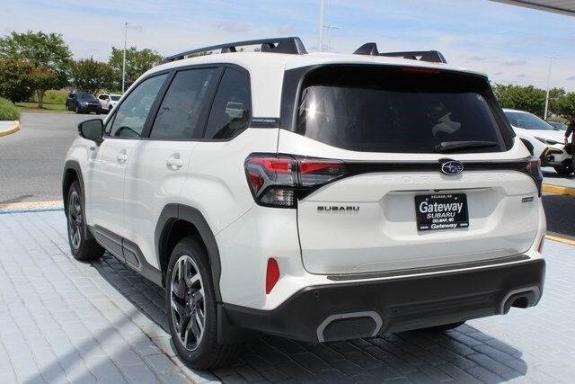 2025 Subaru Forester Limited photo 3