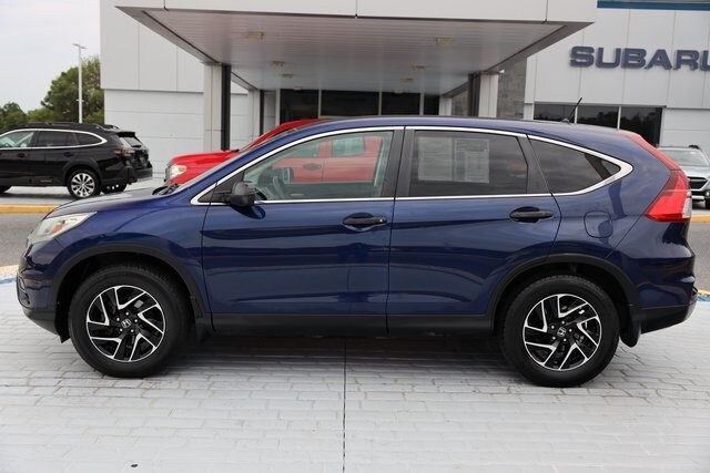 2016 Honda CR-V SE photo 2