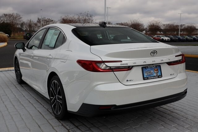 2025 Toyota Camry XLE photo 3