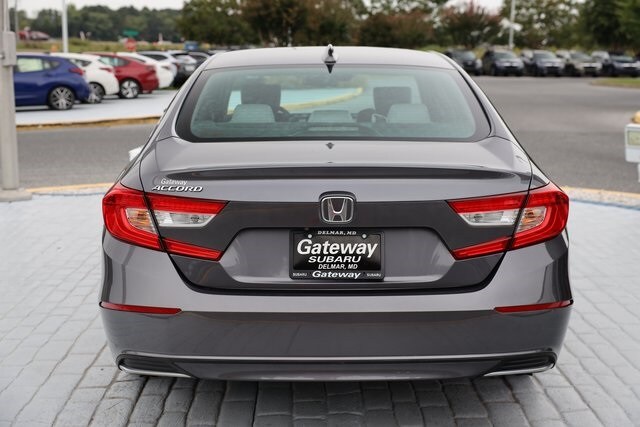 2020 Honda Accord LX photo 4