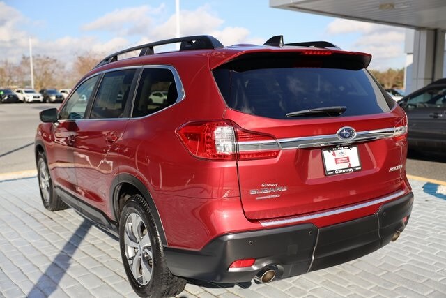 2022 Subaru Ascent Premium photo 2