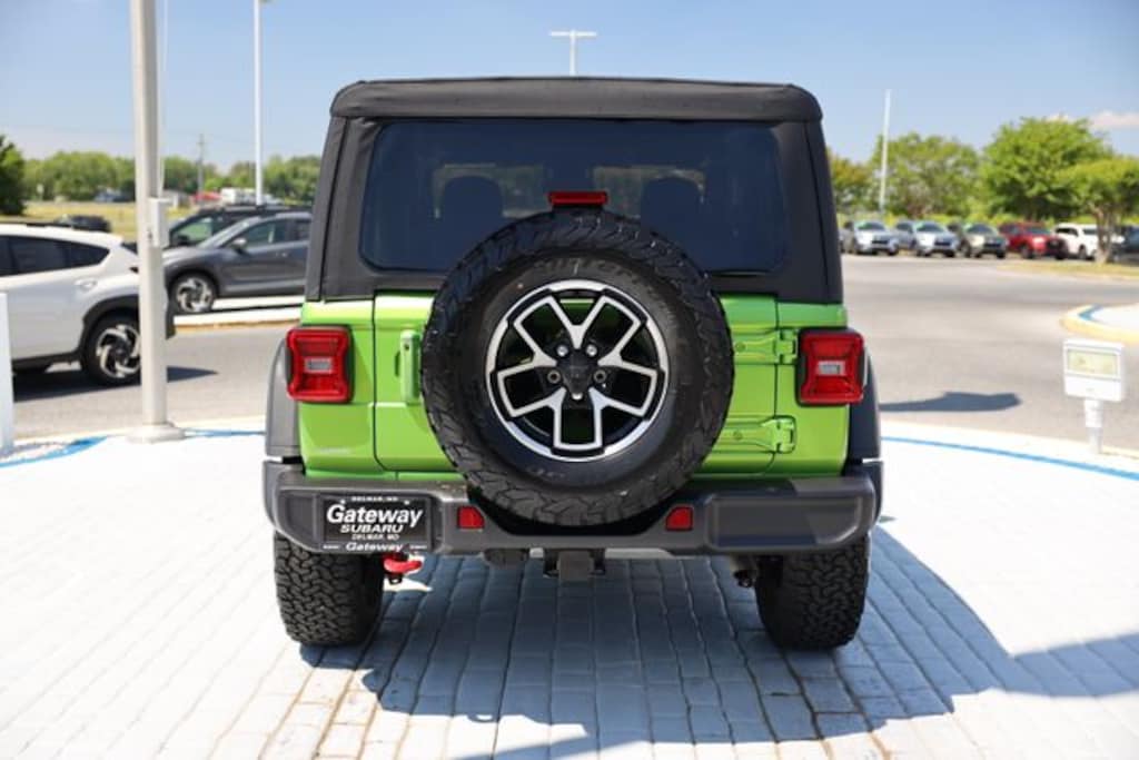 Used 2025 Jeep Wrangler Rubicon SUV