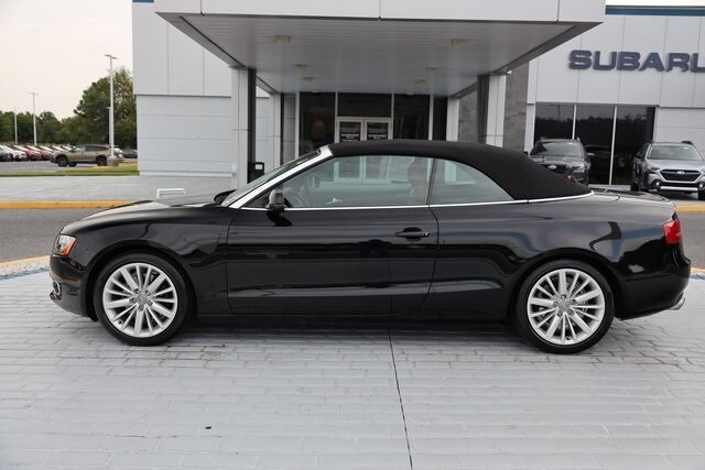 2010 Audi A5 Quattro Premium Plus photo 2