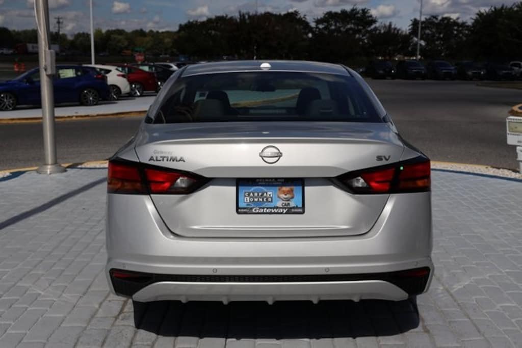 Used 2023 Nissan Altima 2.5 SV Sedan
